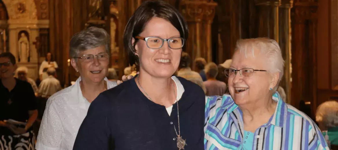 Sister Michele renews FSPA vows