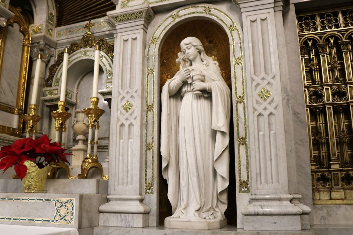 mary of the angels chapel statue of st mary magdalene