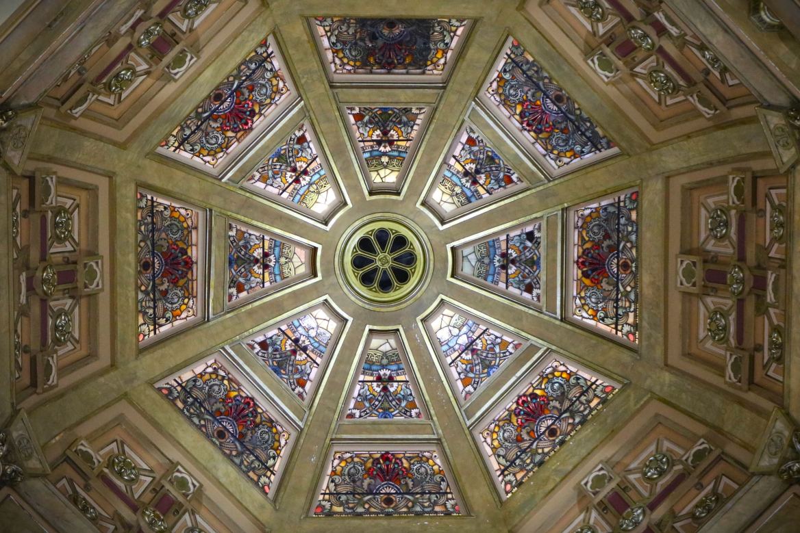 mary of the angels chapel stained glass dome