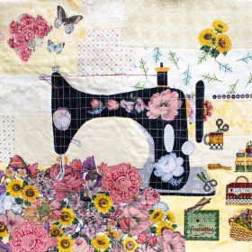 Sewing Machine With Flowers | Quilted Wall Hanging | 2022