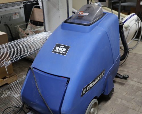 large-blue-carpet-cleaner